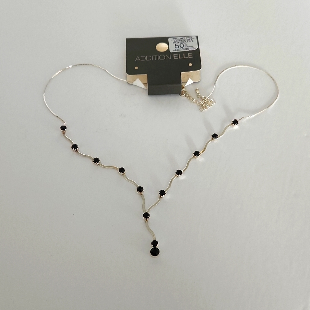 Ladies necklace